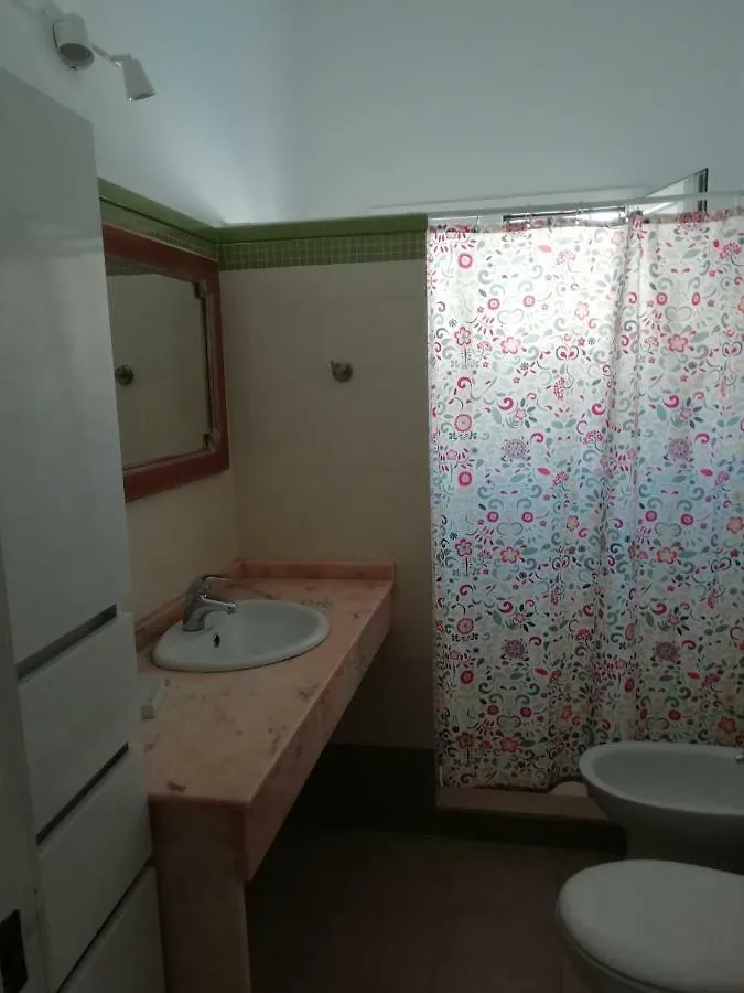Apartamento Tres Andoriñas Isla del Moral Habitación en casa particular