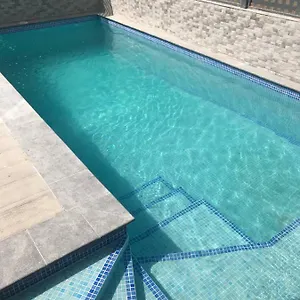Moderna Con Piscina Privada, Jardín Y Vista Al Mar , Torre Del Mar España